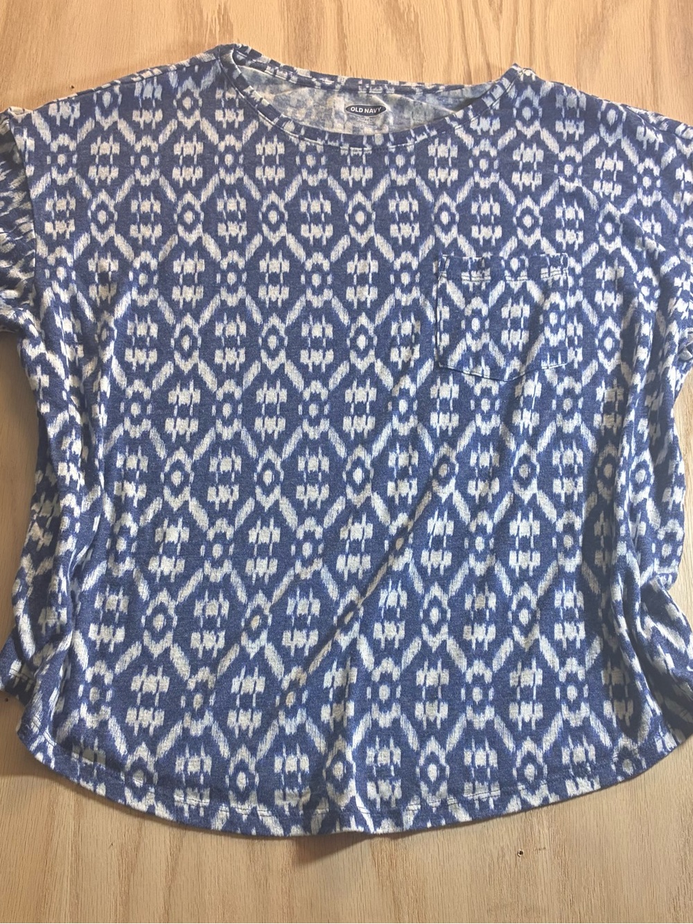 Old Navy Blue Ikat Boyfriend Pocket Tee XL